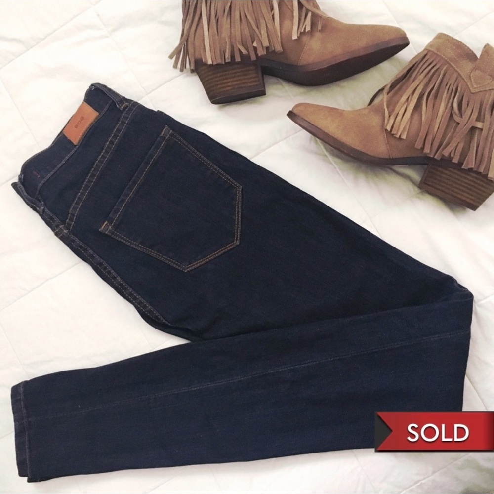 🎉SOLD🎉 Urban Outfitters midrise jeans